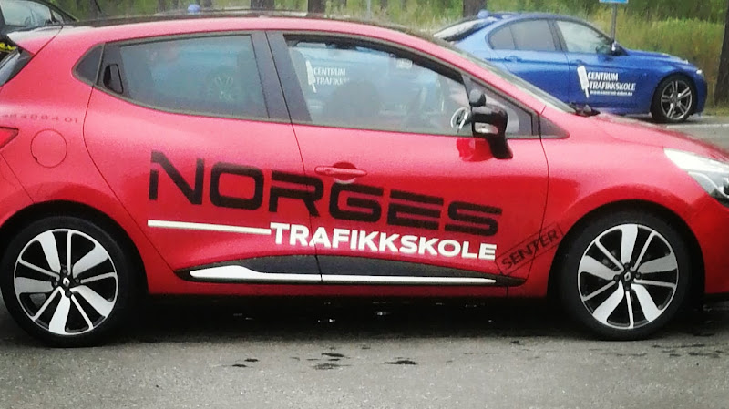 Bilde fra NORGES TRAFIKKSKOLE SENTER EL HAFEDI i Oslo