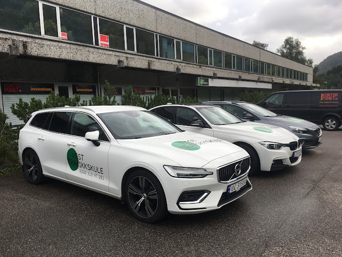 Bilde fra VEST TRAFIKKSKULE FARUK EKIP i Nordfjordeid