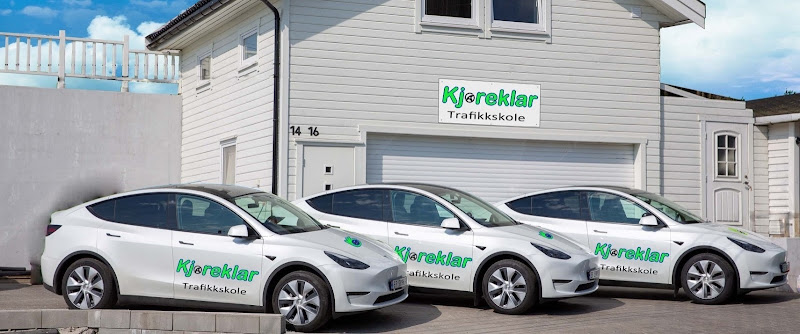 Bilde fra SUKSESS TRAFIKKSKOLE AS i Fjellhamar